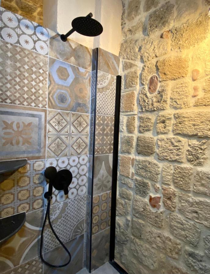 Rhodes City Stone Cave Suite מראה חיצוני תמונה